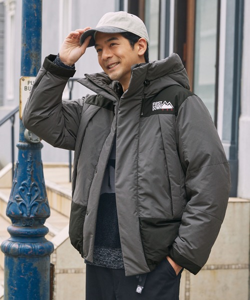 FIRST DOWN（ファーストダウン） ダウンジャケット ダウン パネル