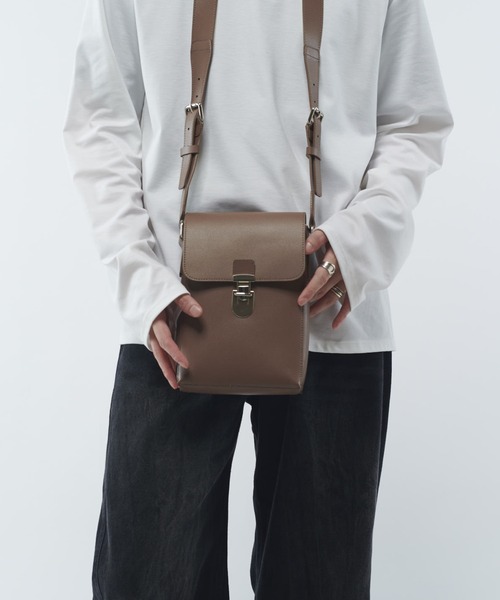 Lui's（ルイス） ショルダーバッグ スプリットレザー フラップ