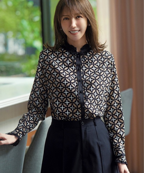 DRESSTERIOR（ドレステリア） ブラウス シャツ 「モデル美香
