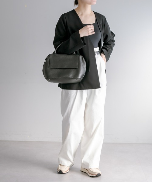 ear PAPILLONNER（イア パピヨネ） トートバッグ 「牛革」レザー