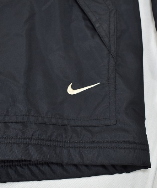 NIKE（ナイキ） ナイロンジャケット 「ヴィンテージ古着」NIKE