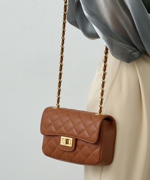 AULENTTI（オウレンティ） ショルダーバッグ バッグ 「AULENTTI