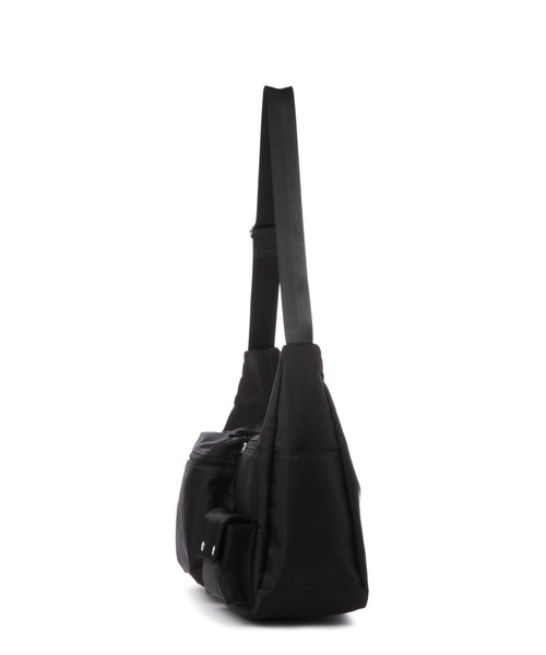 LAKOLE（ラコレ） ショルダーバッグ マルチポケットショルダー