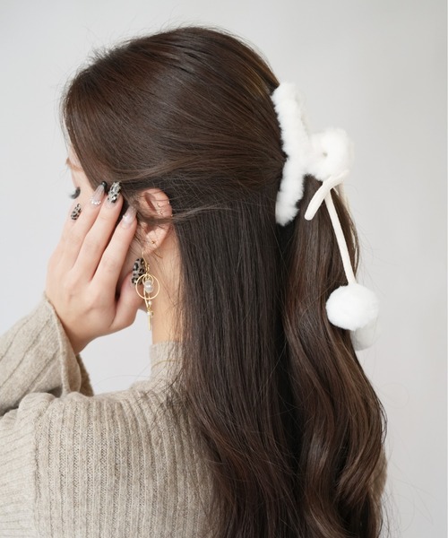 Port（ポート） ヘアクリップ 「 」 ぽんぽん付き リボン ファー