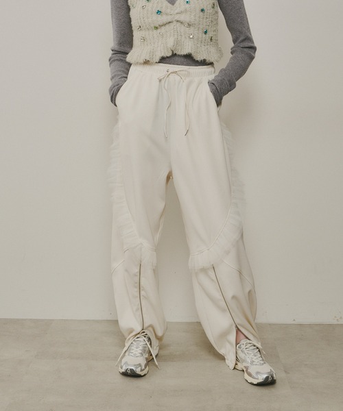 J1U by LA BELLE ETUDE パンツ フロント裾ZIPチュールフリルデザイン