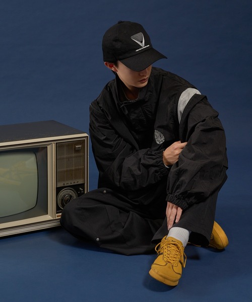 kutir（クティール） ブルゾン アウター 2wayスタンドネックナイロン