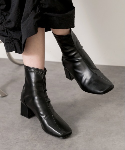 ad thie（アドティエ） ブーツ スクエアトゥ ショートブーツ