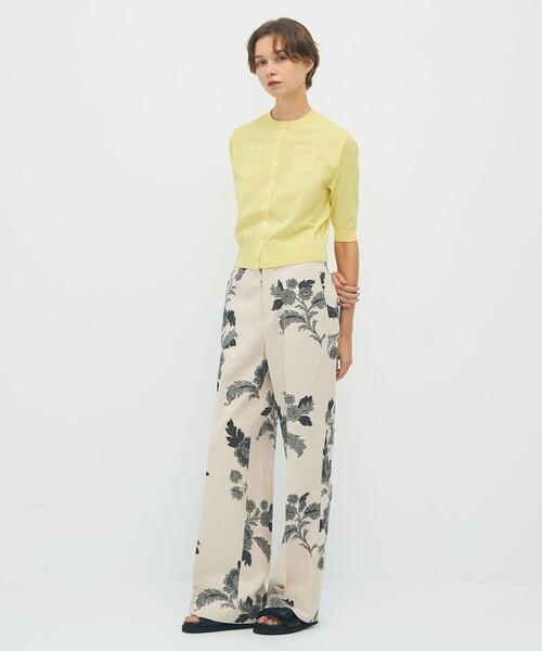 CABaN（キャバン） パンツ モノトーンフラワープリント フレアパンツ