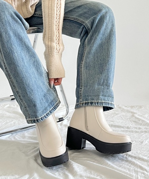 Shoes in Closet（シュークロ） ブーツ 軽量厚底 モカステッチ ヒール