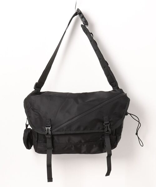 Fun & Daily（ファンアンドデイリー） ショルダーバッグ F＆D