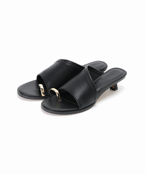 Le Vernis（ル・ベルニ） サンダル Toe ring sandals レディース