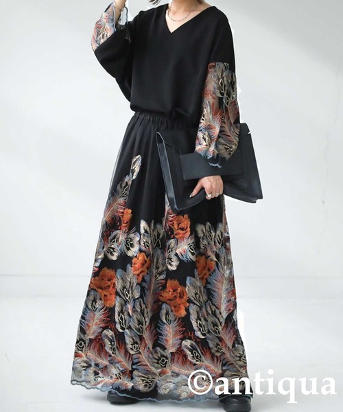 antiqua（アンティカ） tシャツ 刺繍デザイントップス レディース