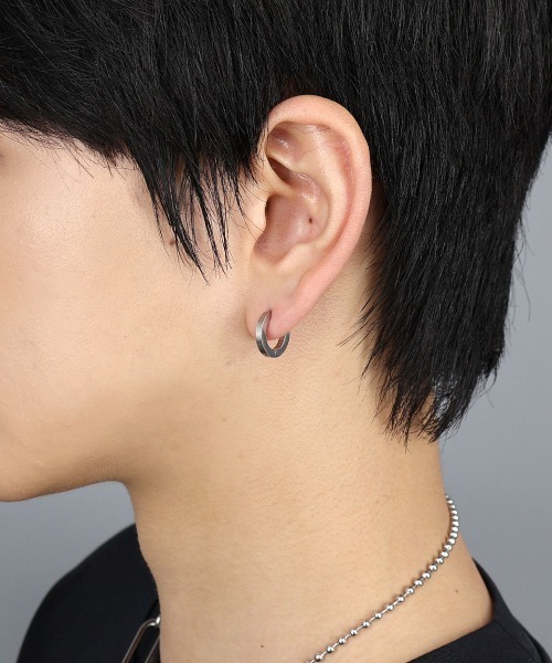4INT. ピアス マットメタル フラット フープピアス / サージカル