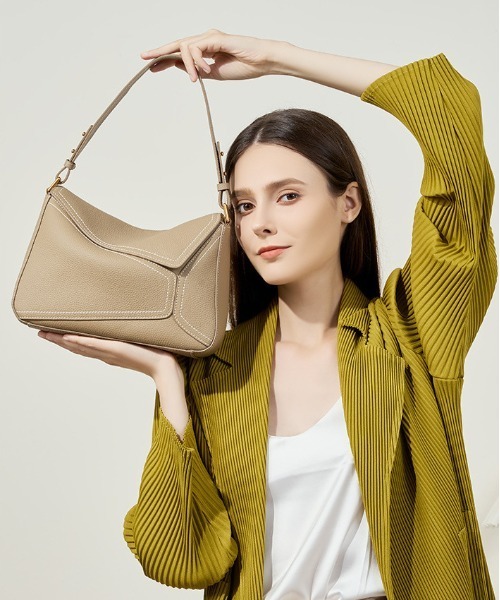 ショルダーバッグ バッグ 「NiiNa」「高品質牛革」2wayワンハンドル