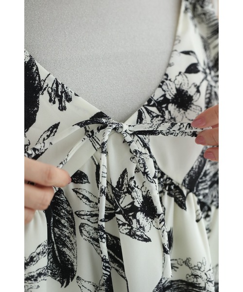 cawaii ワンピース ボタニカルのデッサン画ロングワンピース