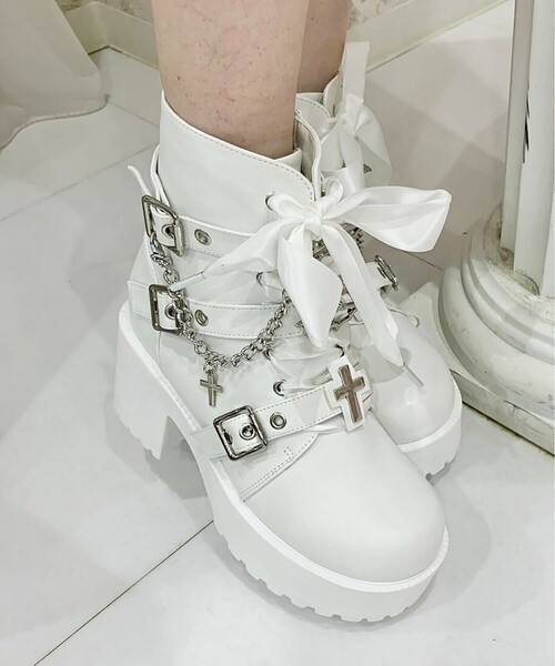 cs T&P（シーエスティーアンドピー） ブーツ 厚底×コウモリ×十字架