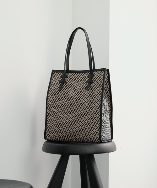 IACUCCI（イアクッチ） トートバッグ モノグランマ M JACQUARD/RUGA