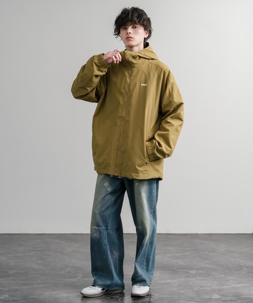 HUF（ハフ） ナイロンジャケット ALL CAPS SHELL JACKET オーバー