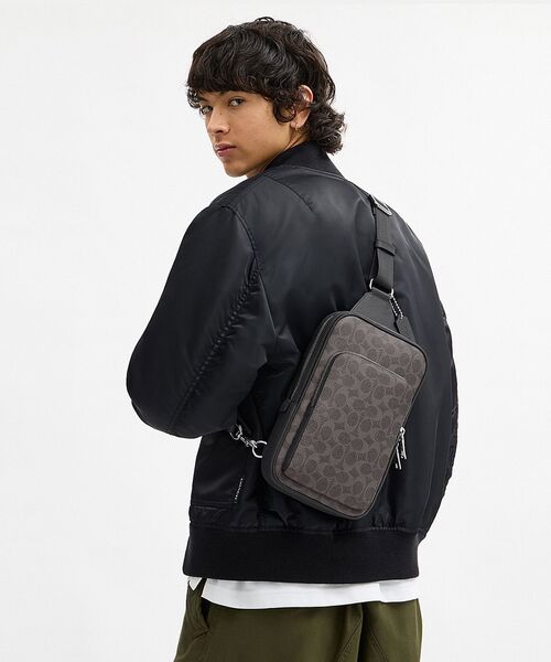 COACH（コーチ） ウエストポーチ フェリックス スリング バッグ
