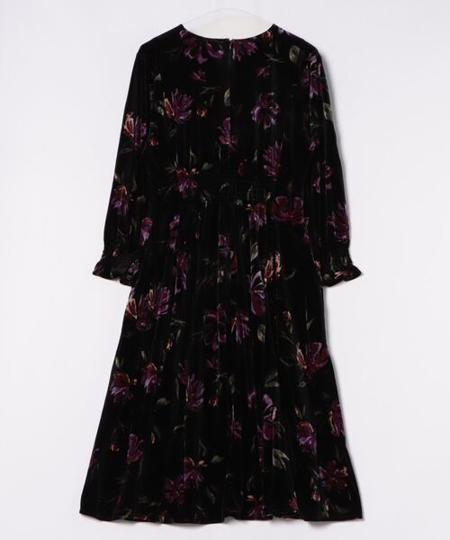 BELLUNA PLUS（ベルーナプラス） ワンピース 花柄プリントベロア