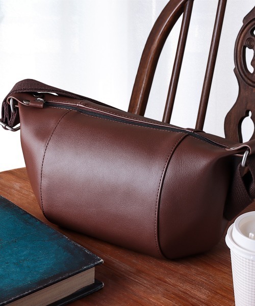 ZARIO（ザリオ） ウエストポーチ 本革シンプルメンズミニボディバッグ