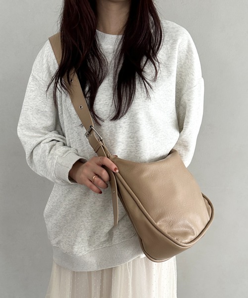 ショルダーバッグ バッグ A4収納可 PUショルダーバッグ ユニセックス