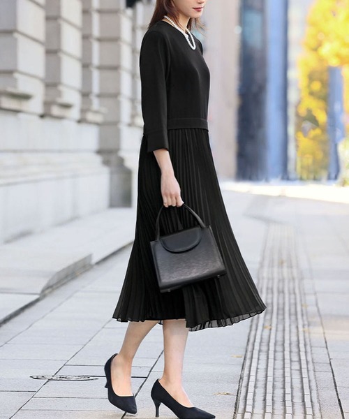 Flolia（フロリア） ワンピース 「喪服・礼服」コンビプリーツ