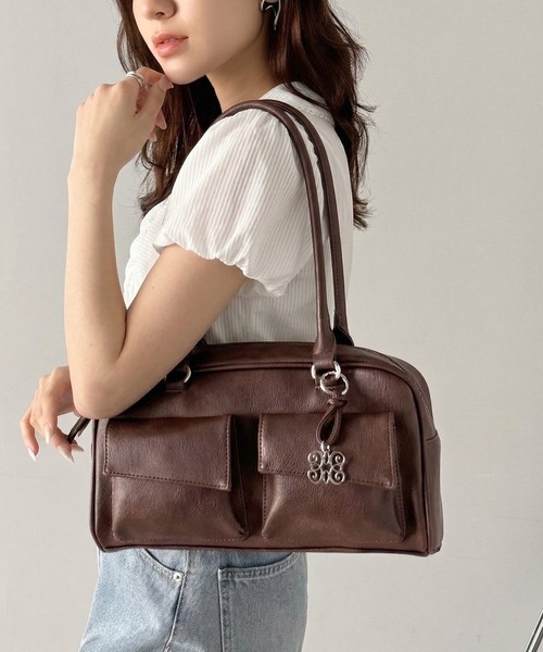 PRADA（プラダ） ナイロン 三角ロゴ ショルダーバッグ - ベージュ