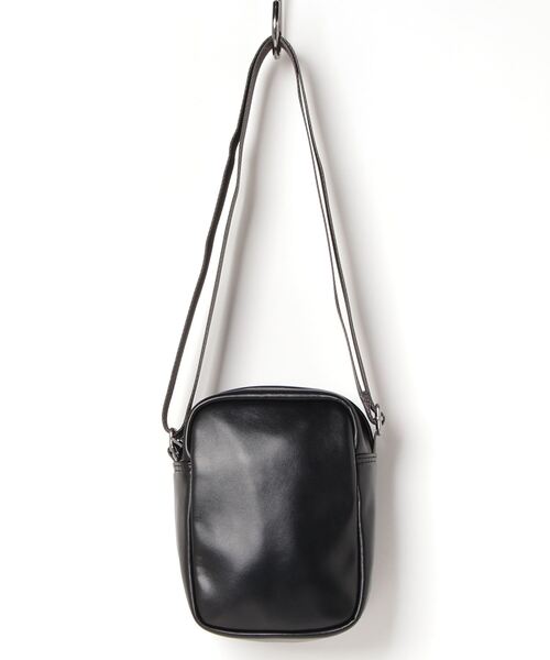 DIESEL（ディーゼル） ショルダーバッグ UNI ブラック メンズ