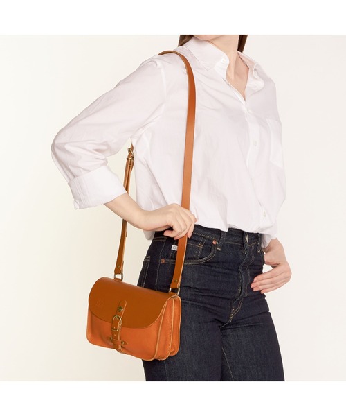 IL BISONTE（イルビゾンテ） ショルダーバッグ バッグ IL BISONTE