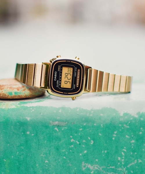 CASIO（カシオ） 腕時計 「60」「」ゴールド デジタルミニ 腕時計