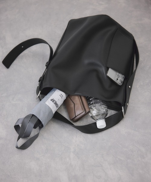 ADAM ET ROPE'（アダムエロペ） ショルダーバッグ バッグ スプリット