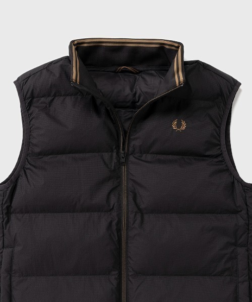 FRED PERRY（フレッドペリー） ダウンベスト ベスト Insulated Gilet