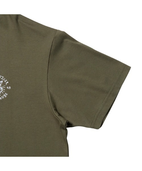 Onitsuka Tiger（オニツカタイガー） tシャツ GRAPHIC TEE