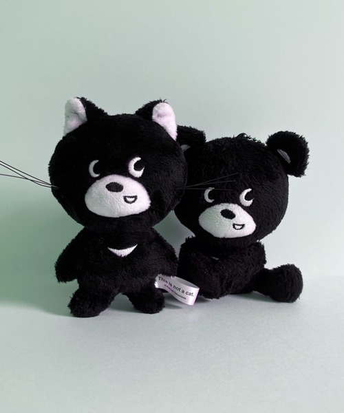 This is not a cat. キーケース This is not a cat. / ディスイズ