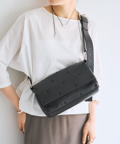 BEARDSLEY（ビアズリー） ショルダーバッグ バッグ 「本革」ドット