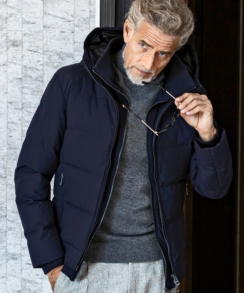 AKM Contemporary（エイケイエムコンテンポラリー） ダウンジャケット