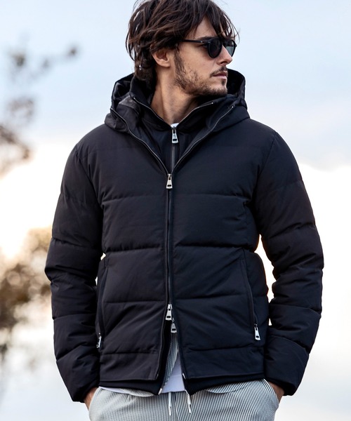 AKM Contemporary（エイケイエムコンテンポラリー） ダウンジャケット