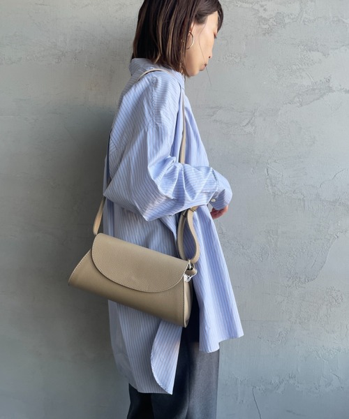 AULENTTI（オウレンティ） ショルダーバッグ バッグ 「AULENTTI