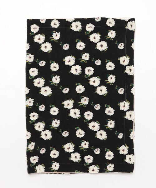 aimoha（アイモハ） ブランケット レトロフラワー柄のマルチ
