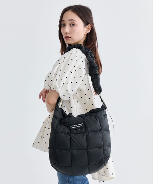 beautiful people（ビューティフルピープル） ショルダーバッグ「TAION