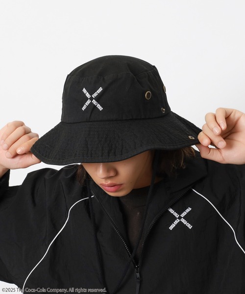 BACK TO THE FIELD 帽子 ハット 「コカ・コーラ」クロスモチーフ