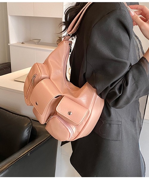 INASTUDIOS（イーナストゥディオス） ショルダーバッグ バッグ