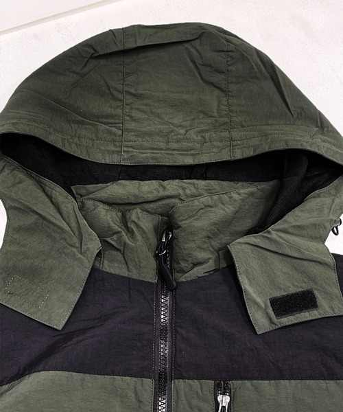 GERRY（ジェリー） ナイロンジャケット 軽量 切替配色 フード付き