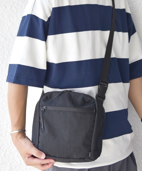 SHIPS any ショルダーバッグ any: ナイロン スクエア ミニ メンズ