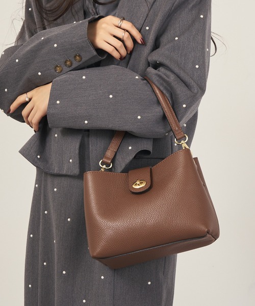 MARCO BIANCHINI（マルコビアンチーニ） ショルダーバッグ バッグ