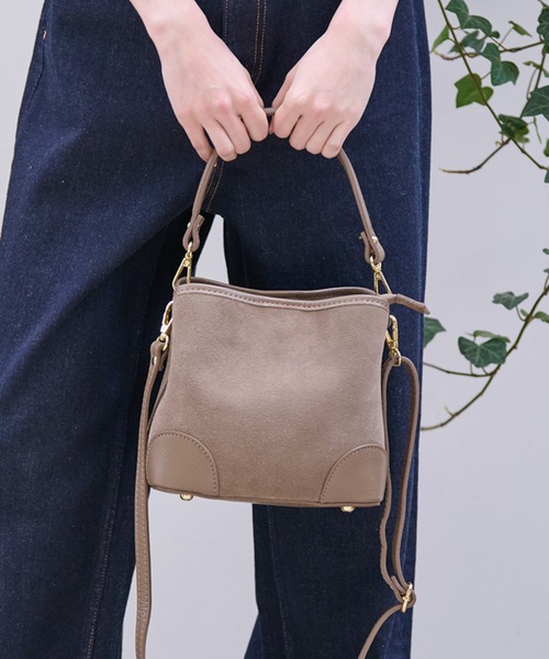 AULENTTI（オウレンティ） ショルダーバッグ バッグ 「AULENTTI