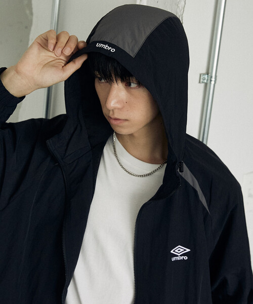 umbro（アンブロ） ナイロンジャケット TECH NYLON HOODIE/テック