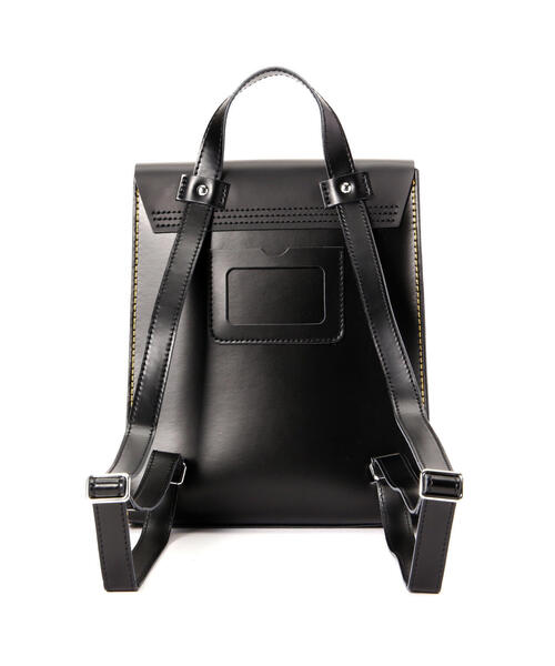 Dr.Martens（ドクターマーチン） デイバック リュック Dr.Martens