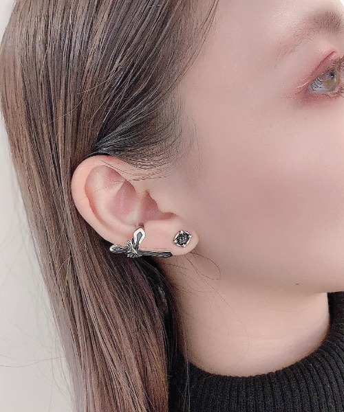 JUSTIN DAVIS（ジャスティンデイビス） ピアス CROWN STUD” Earring